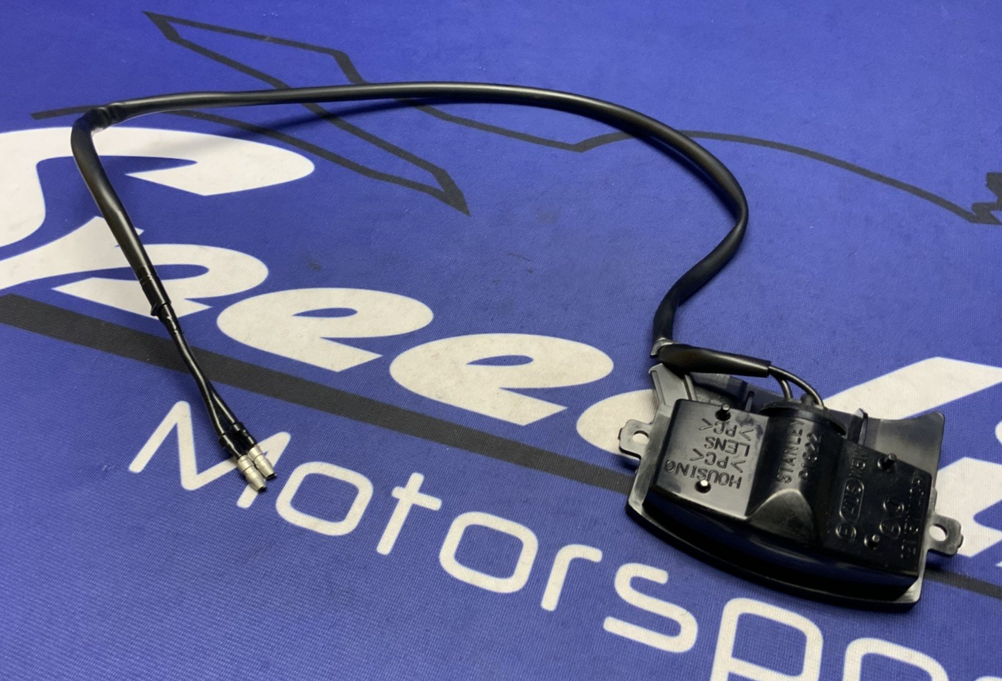 Yamaha License Plate light YZF-R6 2009-2024 OEM 5VX-84745-01-00