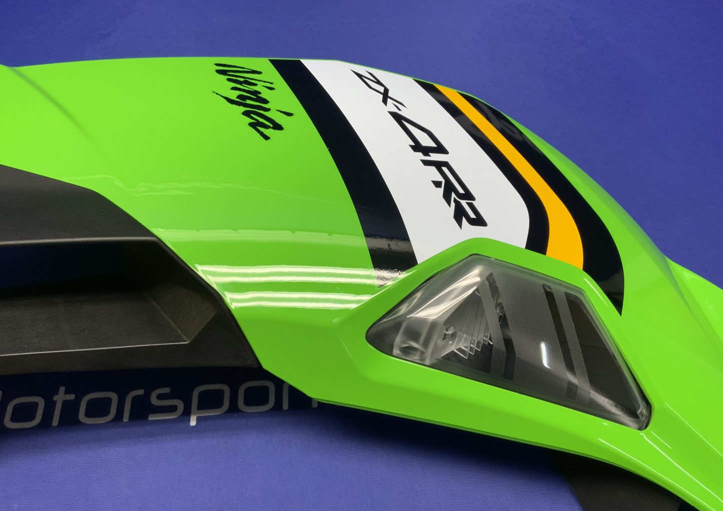 Kawasaki Right Complete Fairing W/ Turn Signal ZX-4R/RR 23-25 OEM 55061-5228-777