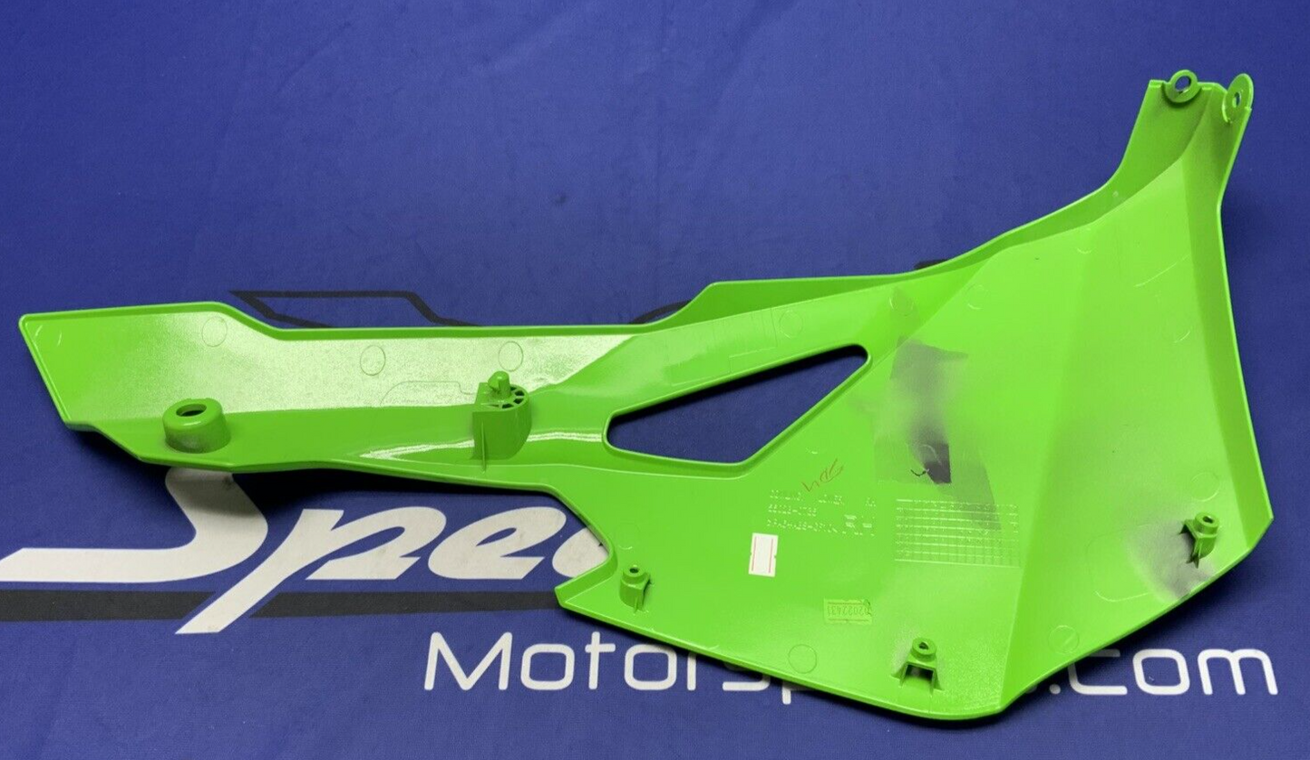 Kawasaki Right Lower Fairing (KRT) ZX-4R/RR 2023-2025 OEM 55028-0735-777