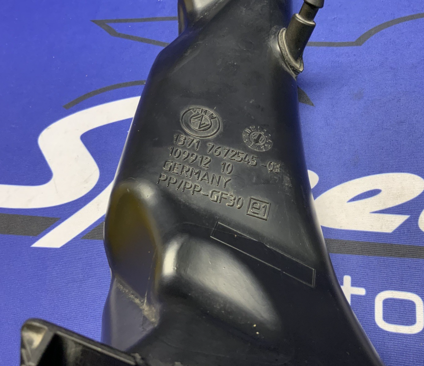 BMW Air Intake Duct R1200GS 2003-2010 OEM 13717672545