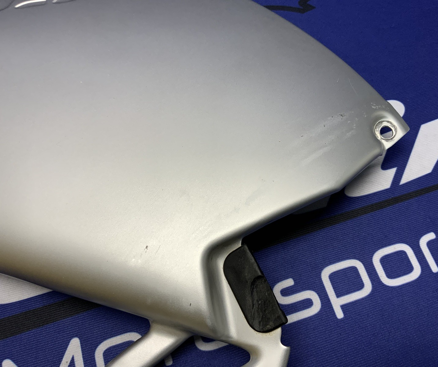 BMW Left Tank Trim Panel R1200GS 2003-2013 OEM 46637727273