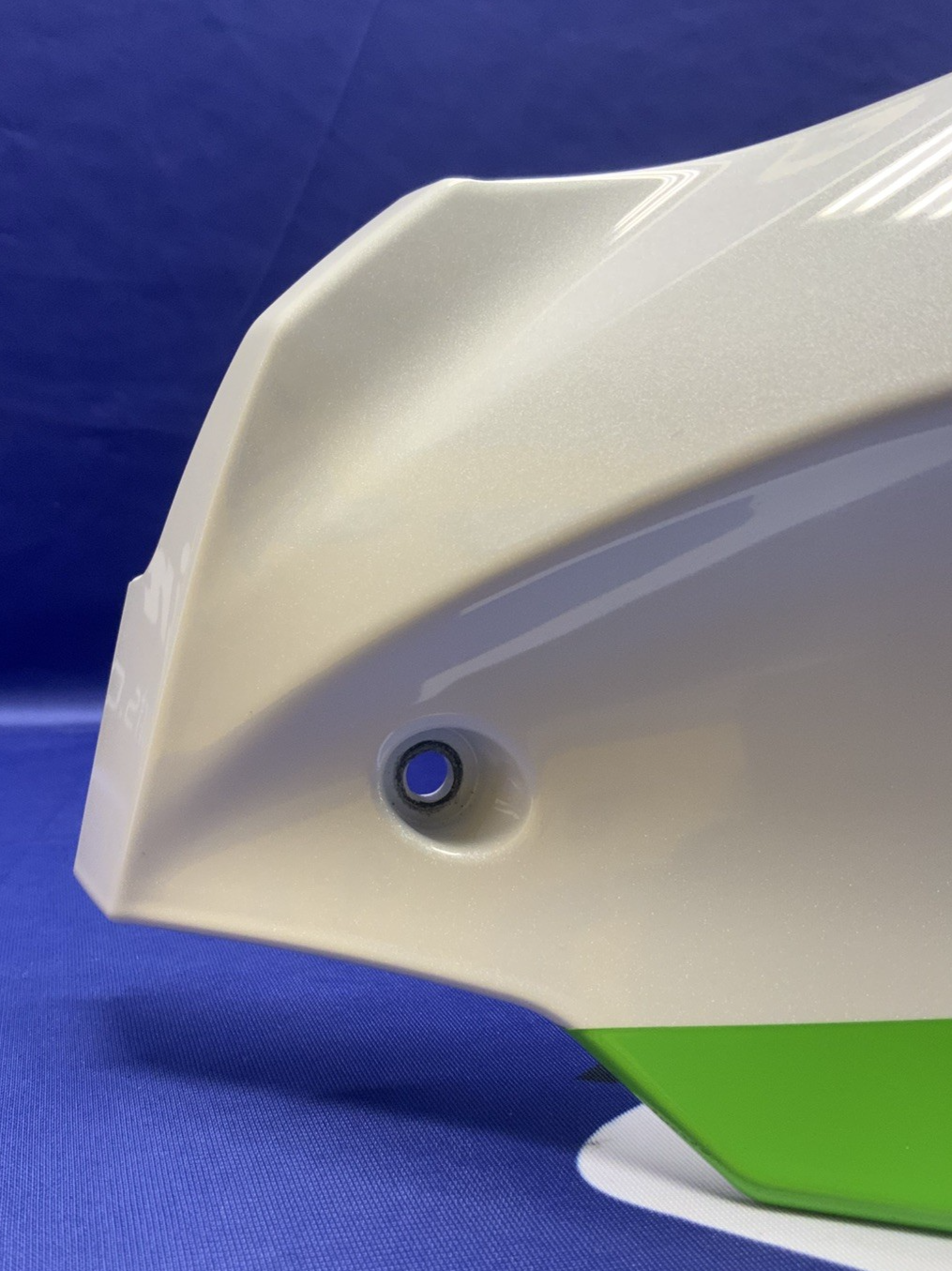 Kawasaki Left Tank Trim (40th Ann) ZX-10R/RR 2021-2025 OEM 14093-0680-11C