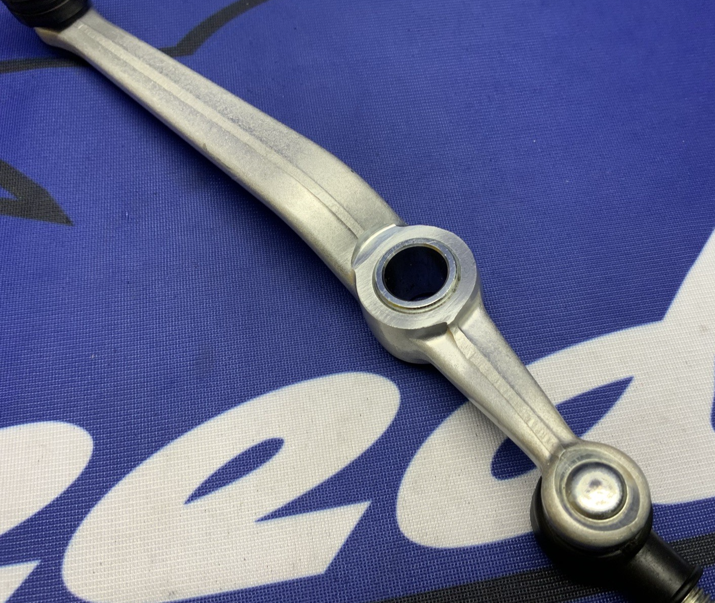 Yamaha Shift Lever YZF-R6 2006-2024 OEM 2C0-18110-01-00