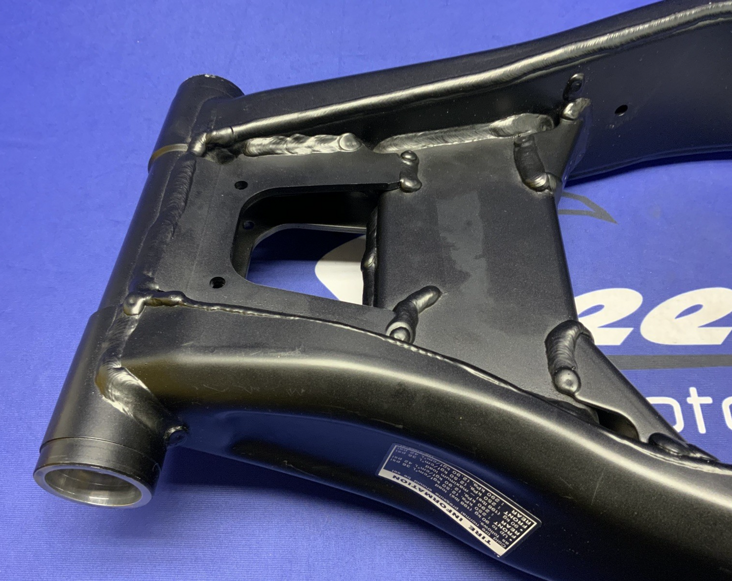 Yamaha Swing Arm YZF-R9 2025 OEM BKN-22110-00-00
