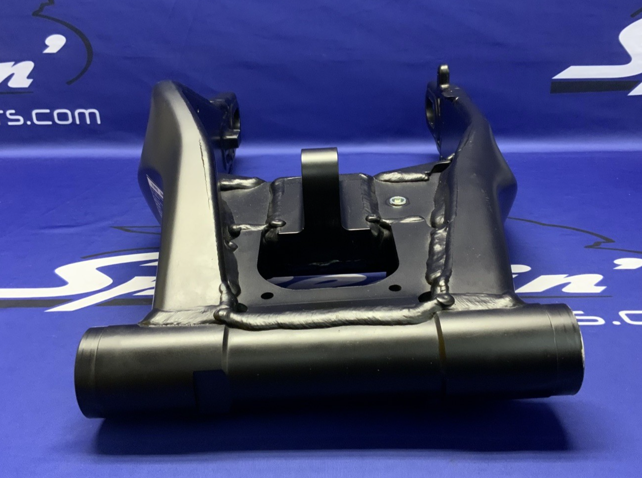 Yamaha Swing Arm YZF-R9 2025 OEM BKN-22110-00-00