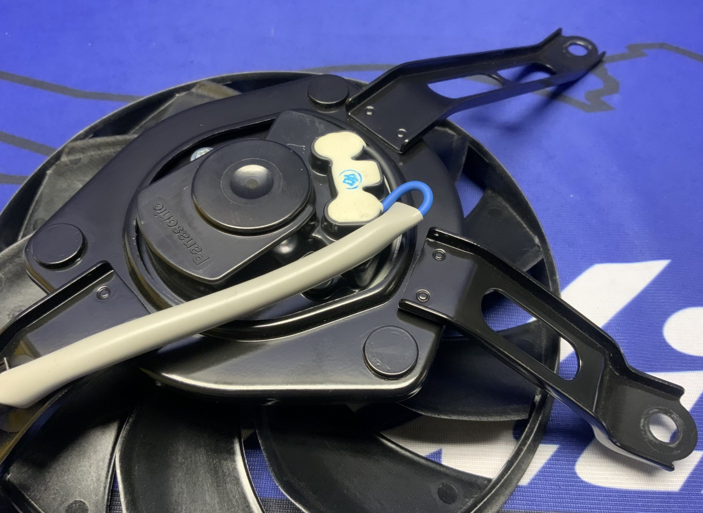 Yamaha Left Radiator Fan YZF-R9 2025 OEM BKN-12405-00-00