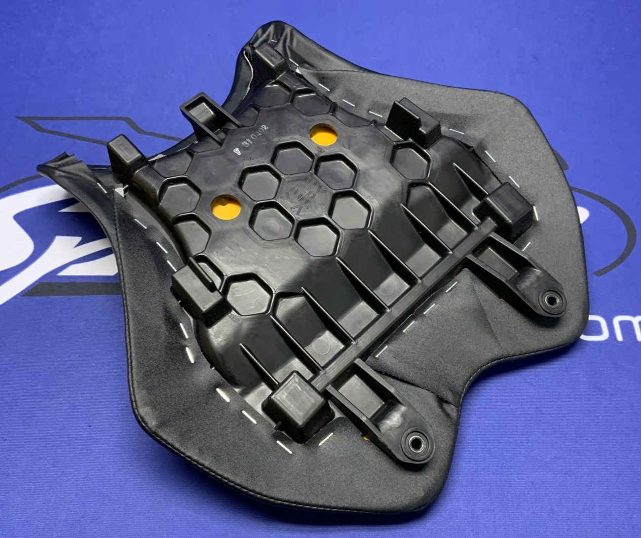 Yamaha Seat (Black) YZF-R6 2017-2024 OEM BN6-24710-01-00
