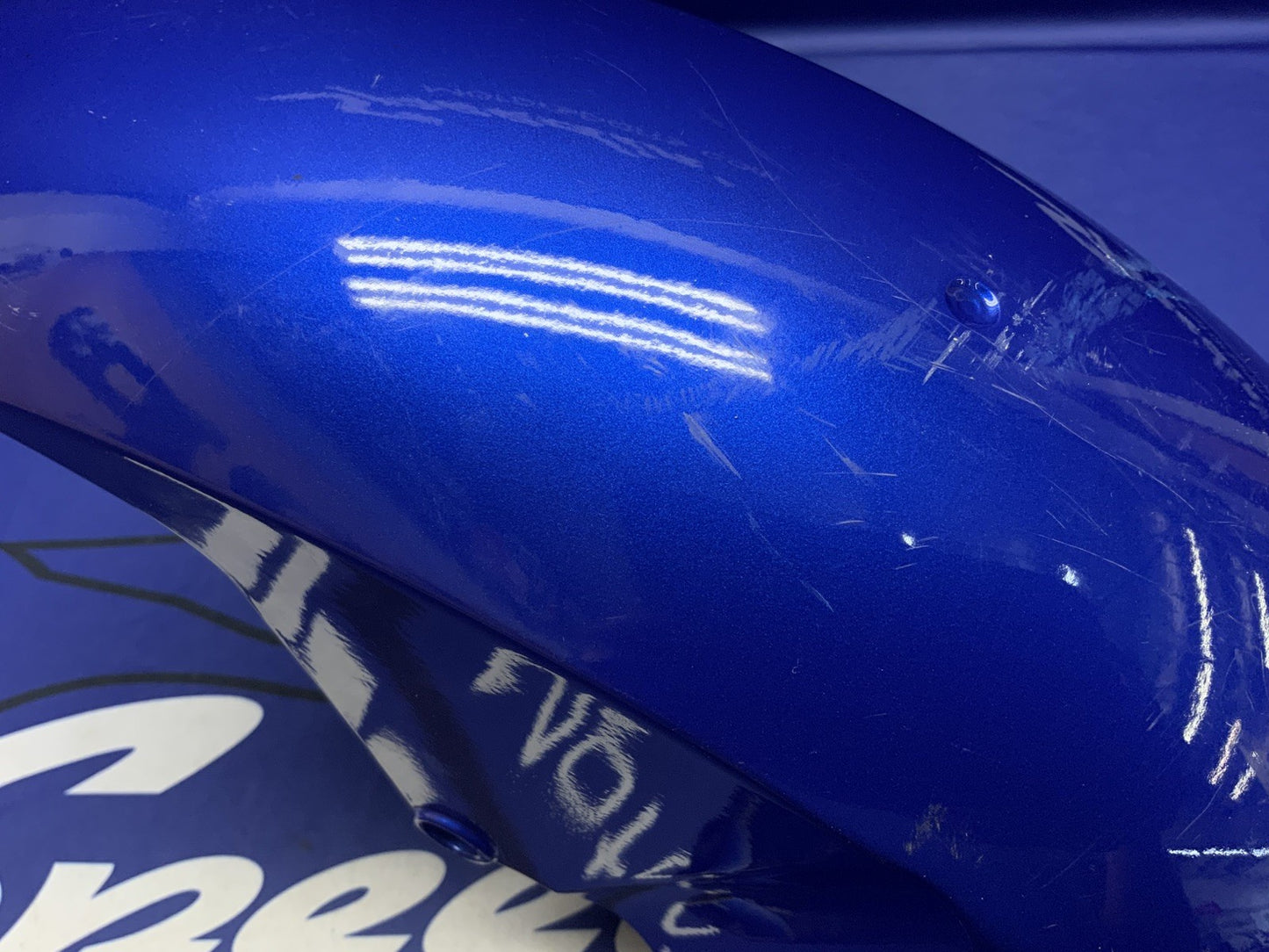Yamaha Front Fender (Painted Blue) YZF-R6 2006-2010 OEM 2C0-21511-01-P3