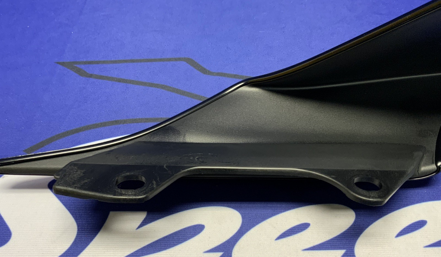 Yamaha Right Tail Fairing Black & Orange YZF-R6 2017-2024 OEM BN6-W2172-70-P1