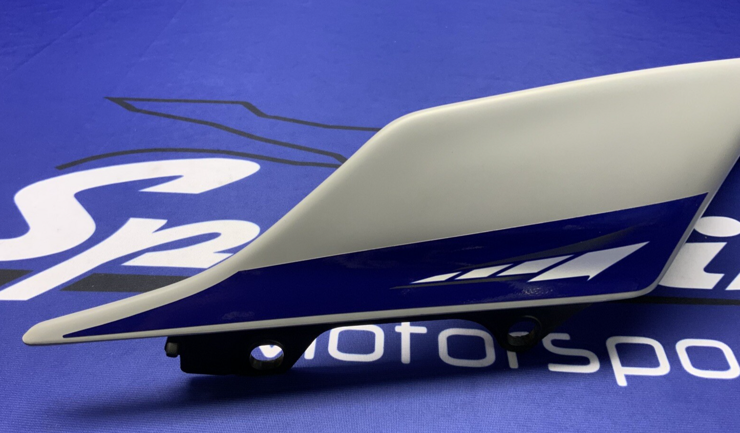 Yamaha Left Tail Fairing (Gray & Blue) YZF-R6 2017-2024 OEM BN6-W2171-50-P5