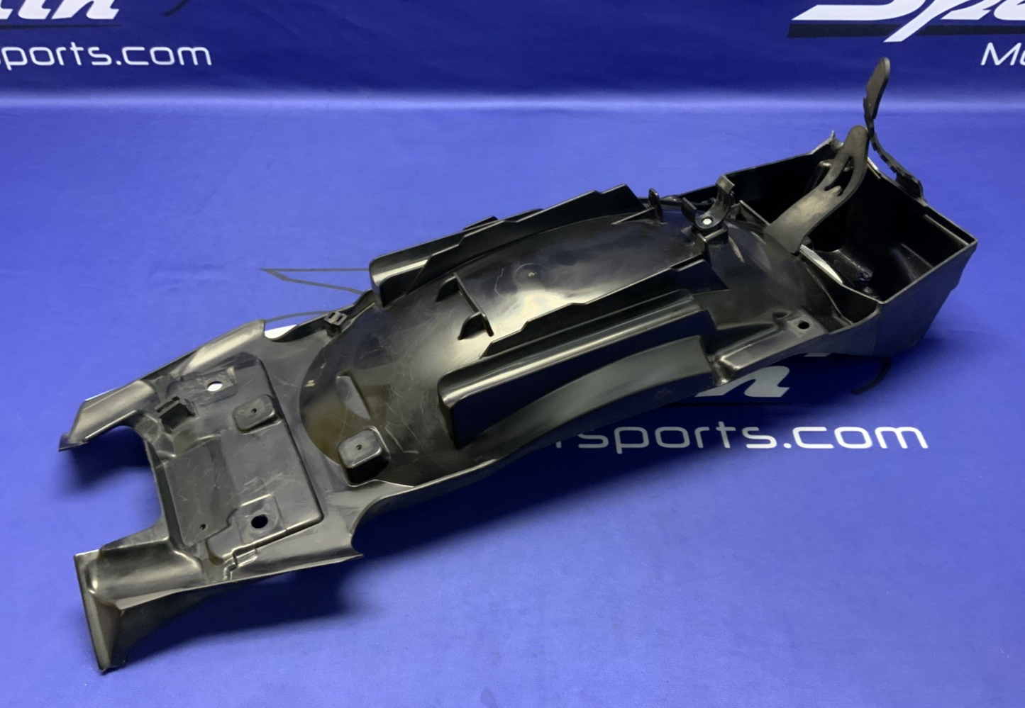 BMW Mud Guard R1200GS 2004-2007 OEM 46627667682