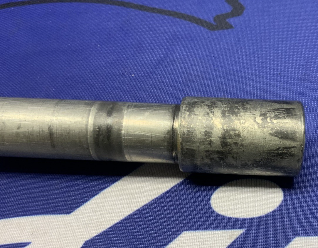 Yamaha Front Axle W/ Woodcraft Slider YZF-R6 2003-2016 OEM 2C0-25181-00-00