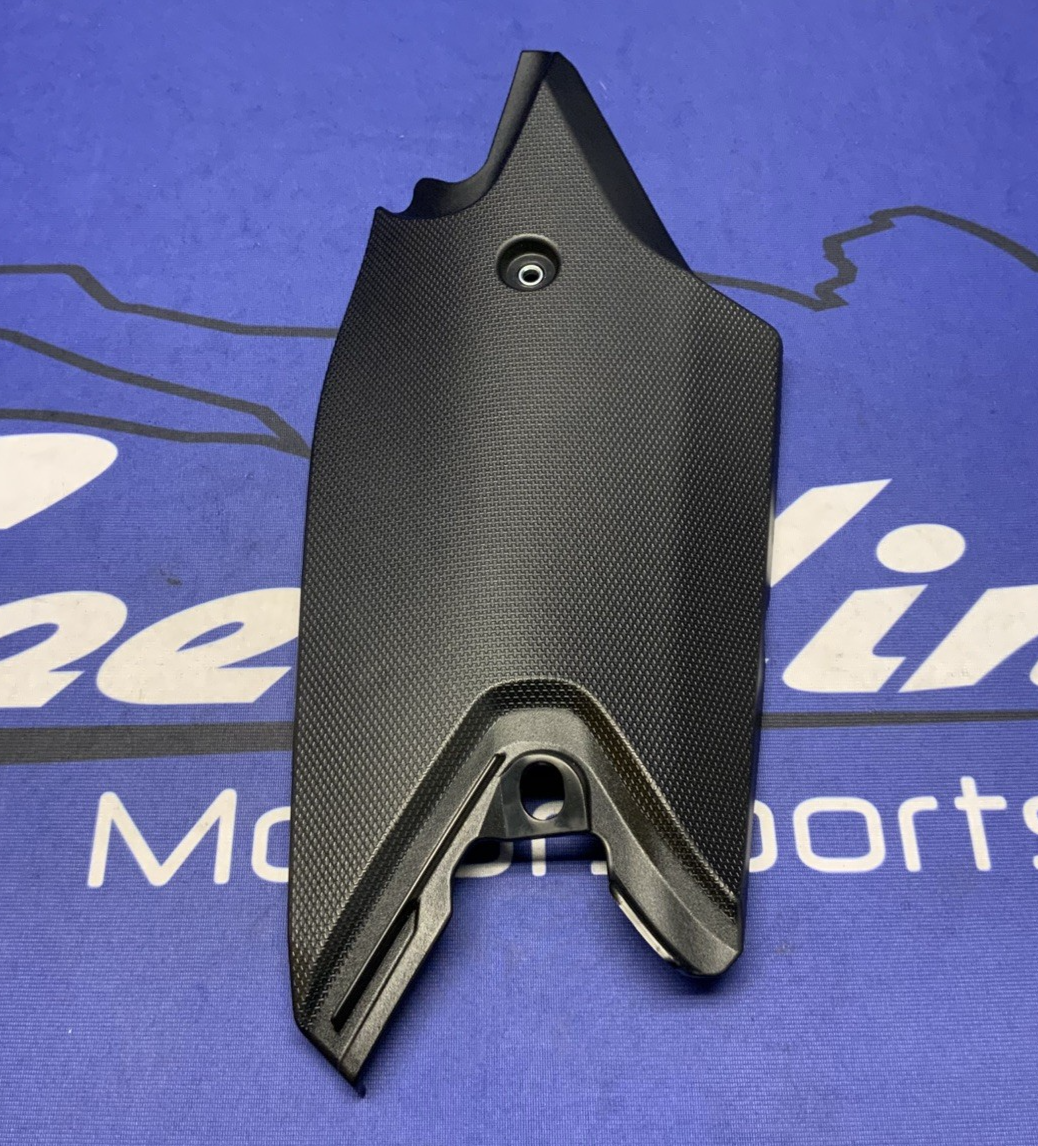 Yamaha Left Tank Cover (Black) YZF-R9 2025 OEM BKN-2171L-00-00