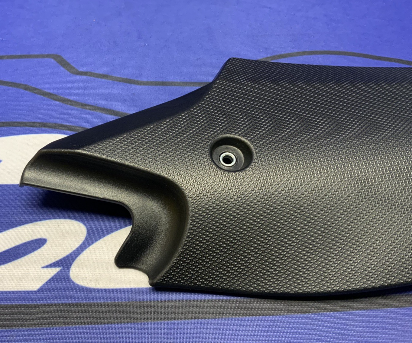 Yamaha Left Tank Cover (Black) YZF-R9 2025 OEM BKN-2171L-00-00