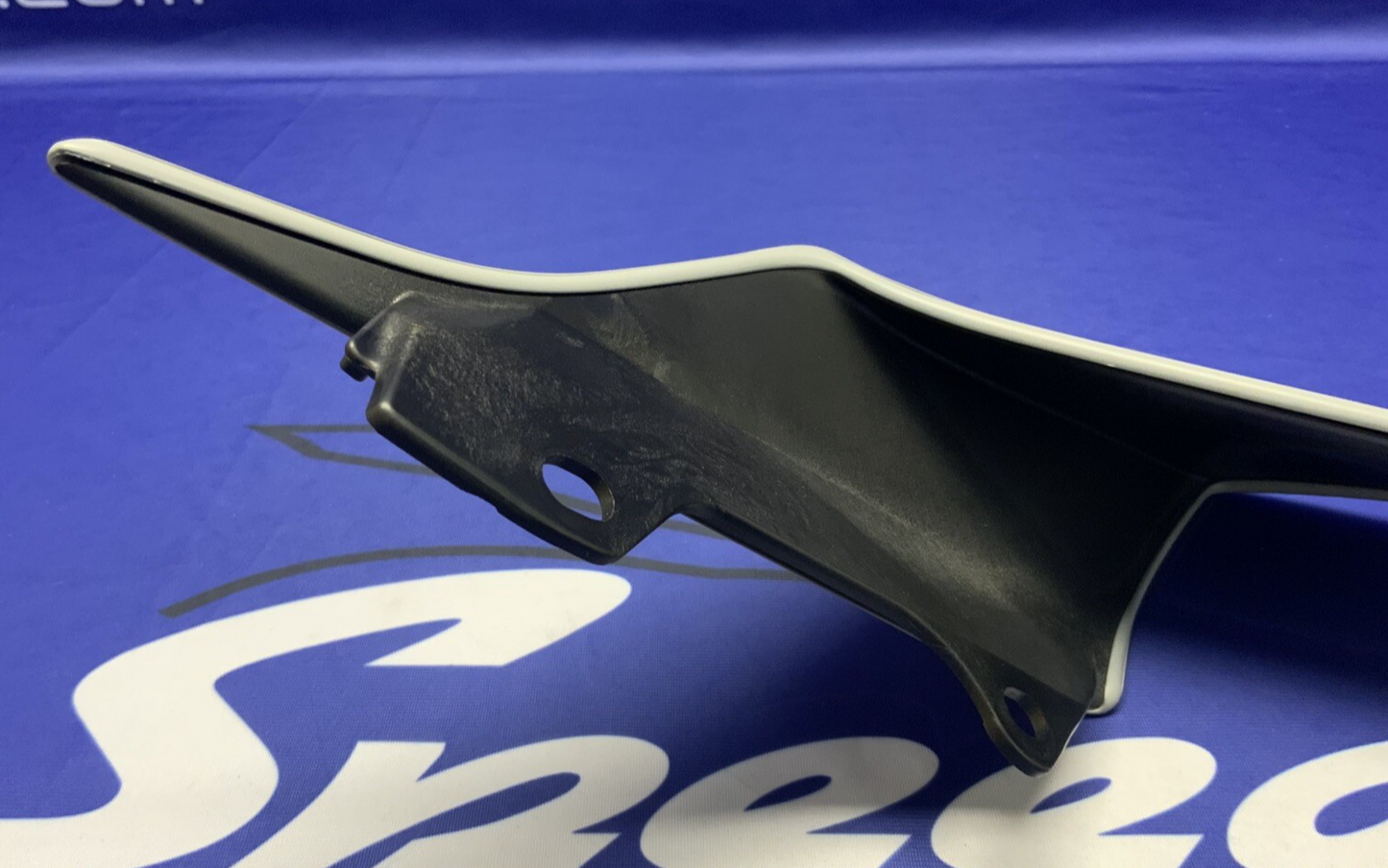 Yamaha Right Tail Fairing (Gray & Blue) YZF-R6 2017-2024 OEM BN6-W2172-50-P5