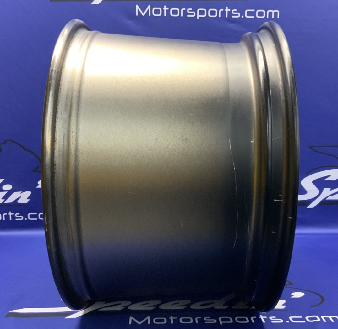 Chevrolet Rear Camaro Wheel ZL1 1LE 2016-2024 OEM 84328496