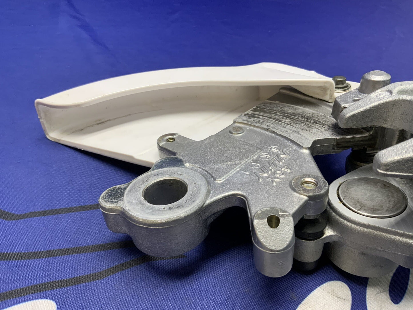 Yamaha Rear Brake Caliper W/ Guard YZ400F 1998 OEM 4XL-2580W-00-00