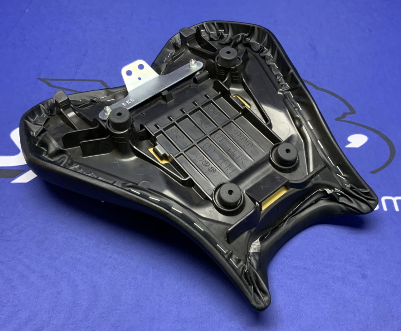 Yamaha Seat YZF-R7 2022-2025 OEM BEB-24710-00-00