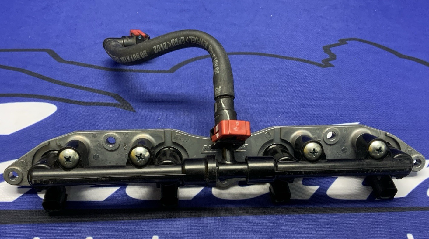Kawasaki Complete Upper Fuel Rail ZX-6R 2009-2012 OEM 59071-0062-1