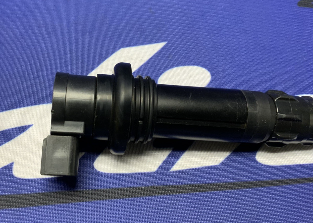 Yamaha Ignition Coil Set YZF-R7 2022-2025 OEM 1WS-82310-00-00