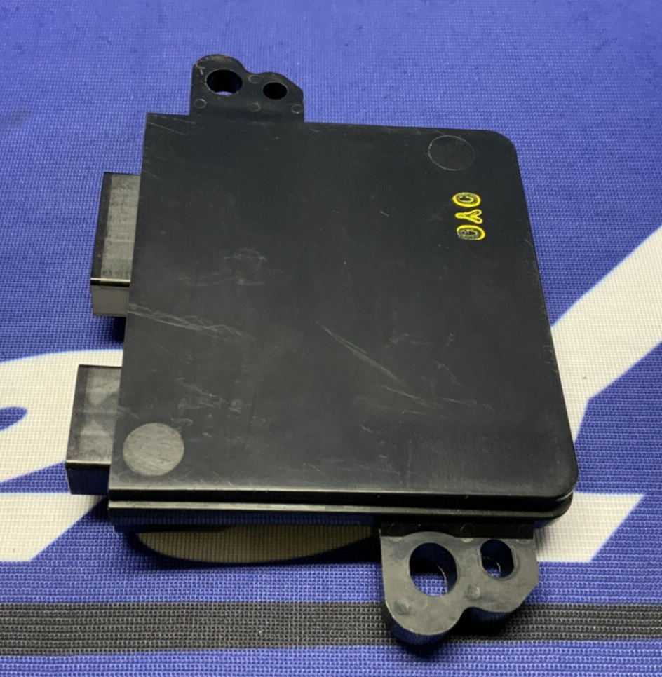 Yamaha Headlight Control Unit (LCU) YZF-R6 2017-2020 OEM 2PP-85490-00-00