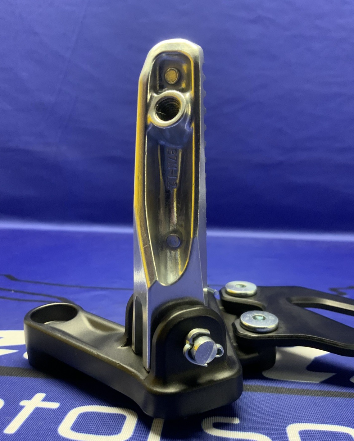 Yamaha Left Rear Set Bracket YZF-R9 2025 OEM BEA-27442-00-00