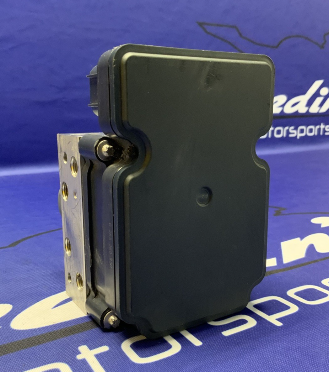 Yamaha ABS Pump Module Unit YZF-R1/S/M 2015-2019 OEM 2CR-85930-09-00