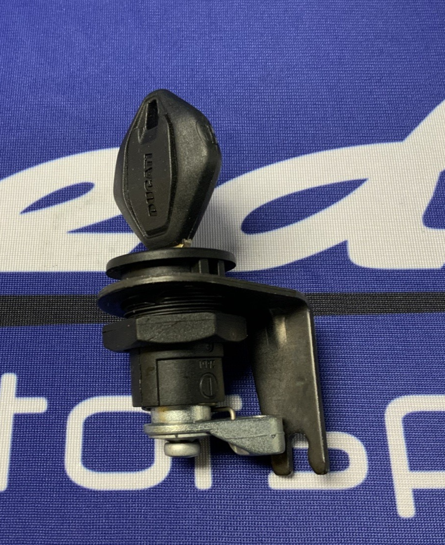 Ducati Ignition/Seat Lock Set Panigale V2 2022-2025 OEM 38520981C-5