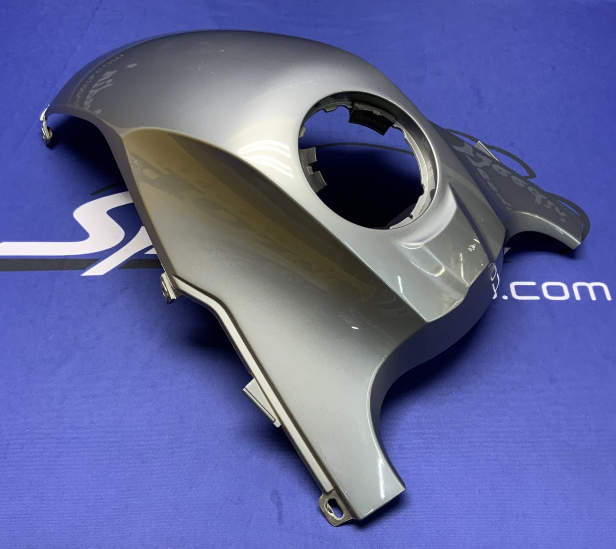 BMW Silver Tank Cover R1200GS 2004-2007 OEM 46637667698