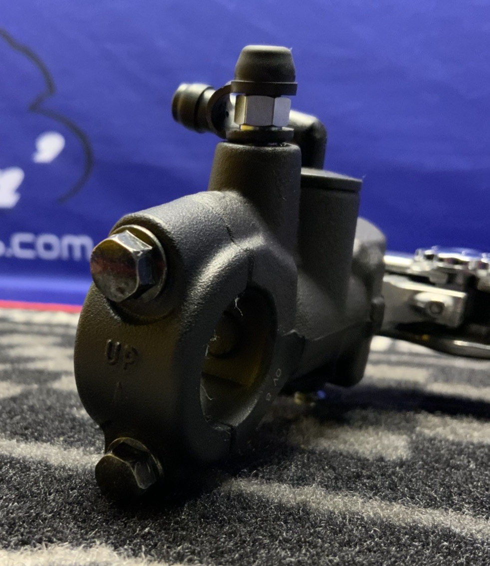 Yamaha Front Brake Master Cylinder Assembly YZF-R6 2017-2024 OEM 2CR-2580A-00-00