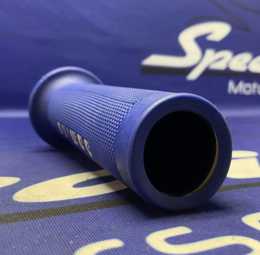 Domino XM2 Throttle Tube W/ Grip (Blue)