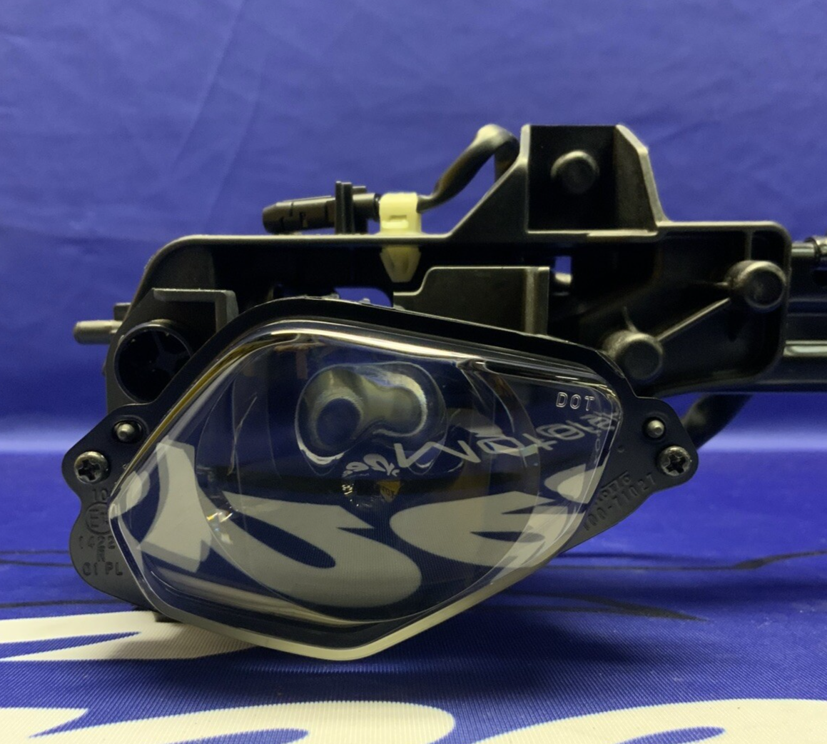 Yamaha Headlight Assembly YZF-R6 2017-2020 OEM BN6-84300-00-00