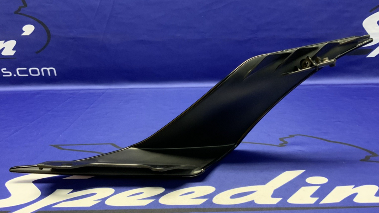 Yamaha Right Tail Fairing Black & Orange YZF-R6 2017-2024 OEM BN6-W2172-70-P1