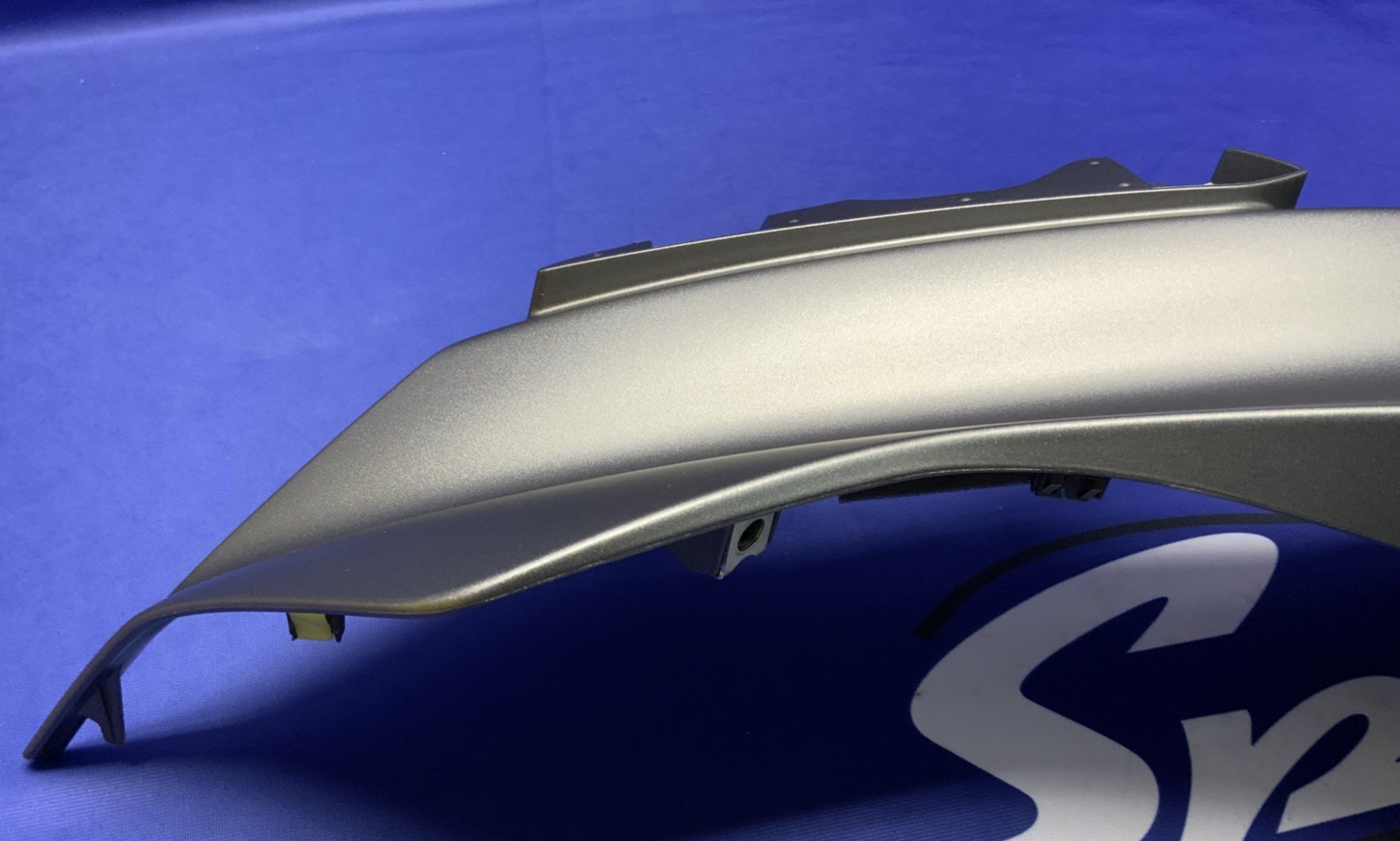 Yamaha Right Upper Fairing (Dark Gray) YZF-R6 2017-2024 OEM BN6-2117W-00-P4
