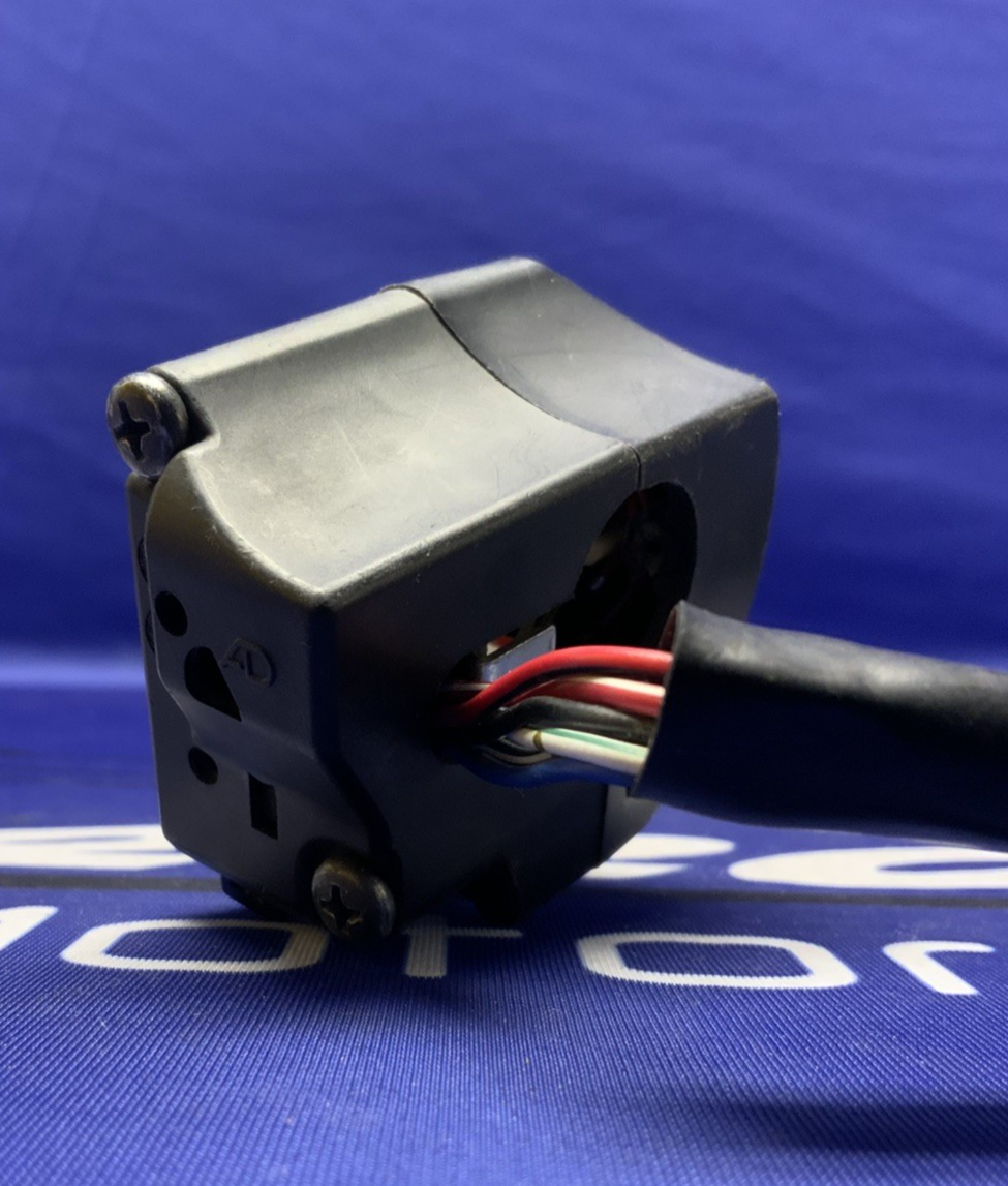 Right Handlebar Switch Assembly YZF-R6 2006-2016