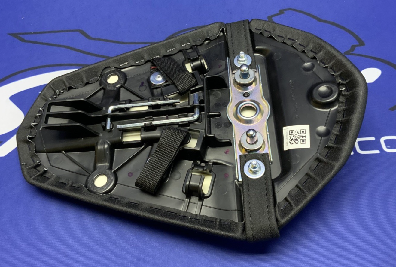 Suzuki Pillion Seat (Black) 2024-2026 OEM 45300-25L20-QZF