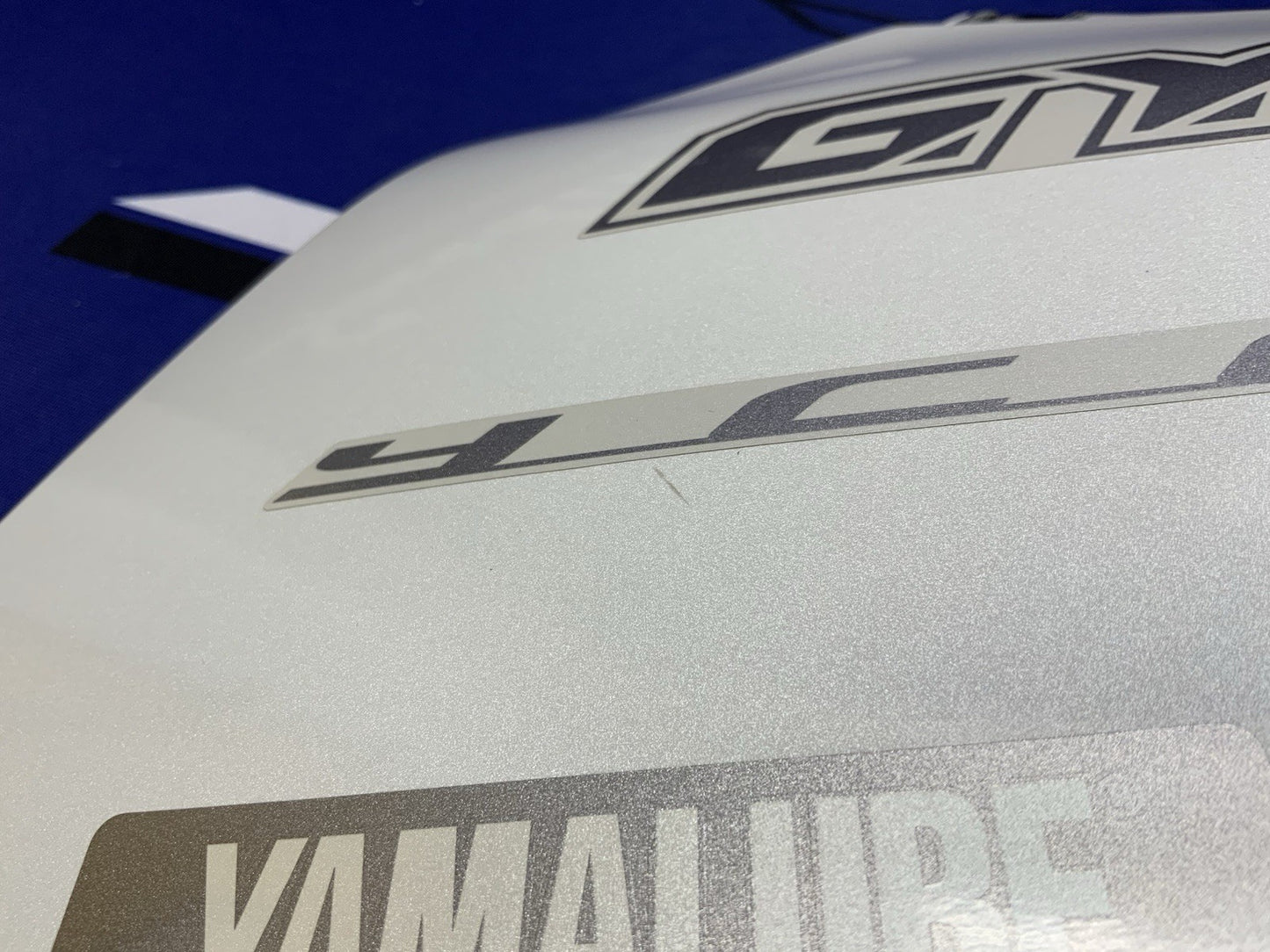 Yamaha Right Lower Fairing (White) YZF-R1 2009-2013 OEM 14B-28395-00
