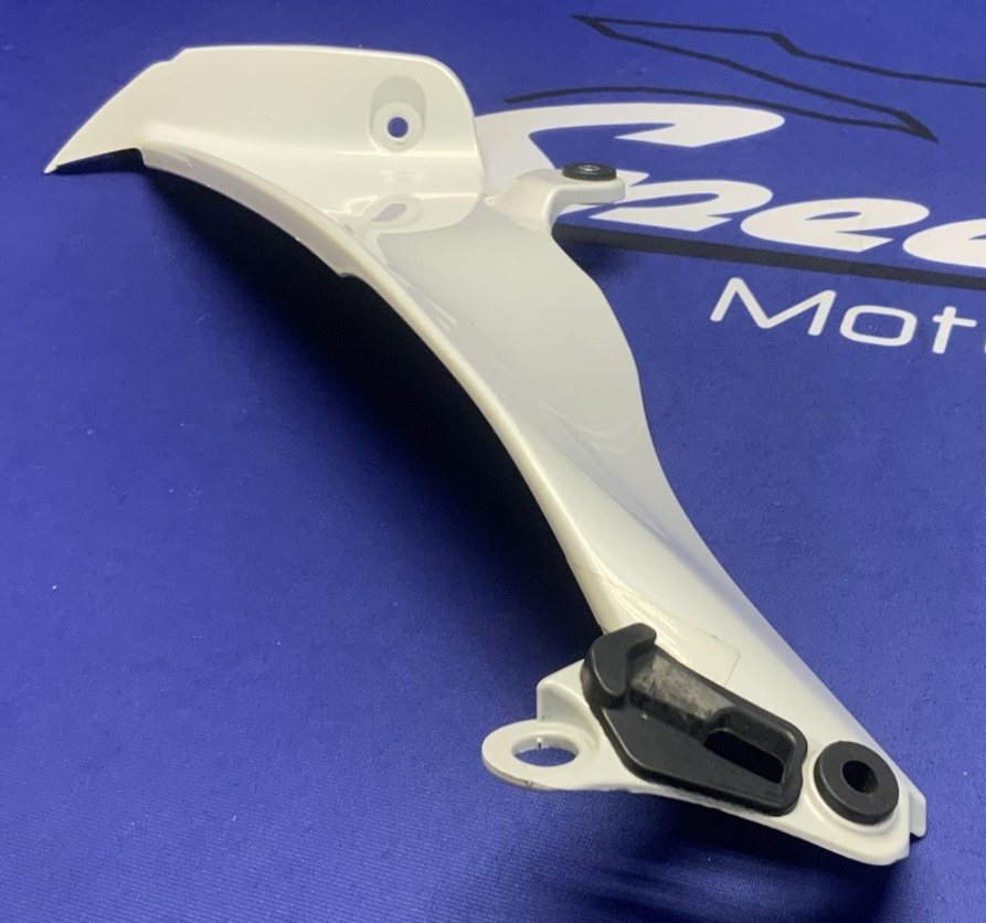 Yamaha Right Inner Panel 4 (Pearl White) R1 2012-2014 OEM 14B-2836N-10-P2