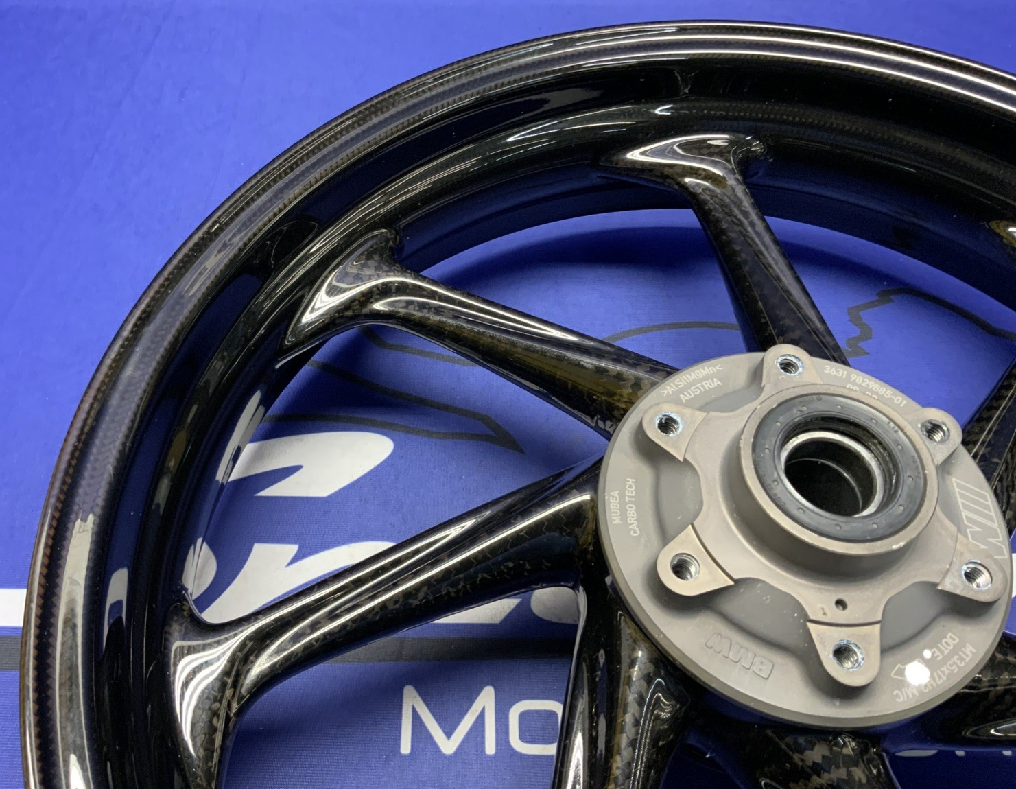 BMW Front Carbon Wheel M1000RR 2021-2023, S1000RR 2019-2022 OEM 36317925438