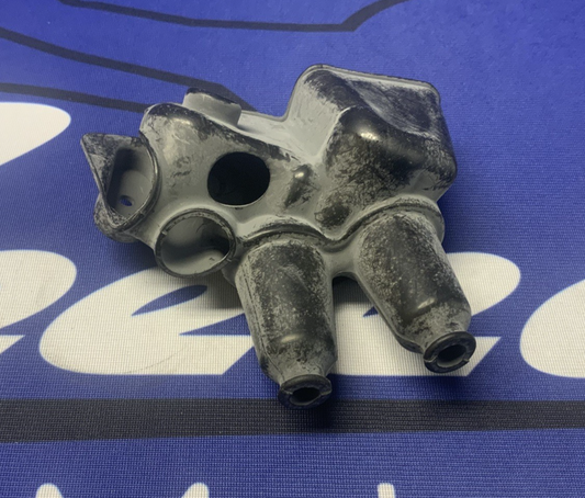Yamaha Handle Lever Cover 2 Banshee 1987-2006 OEM 1UY-2637A-01-00