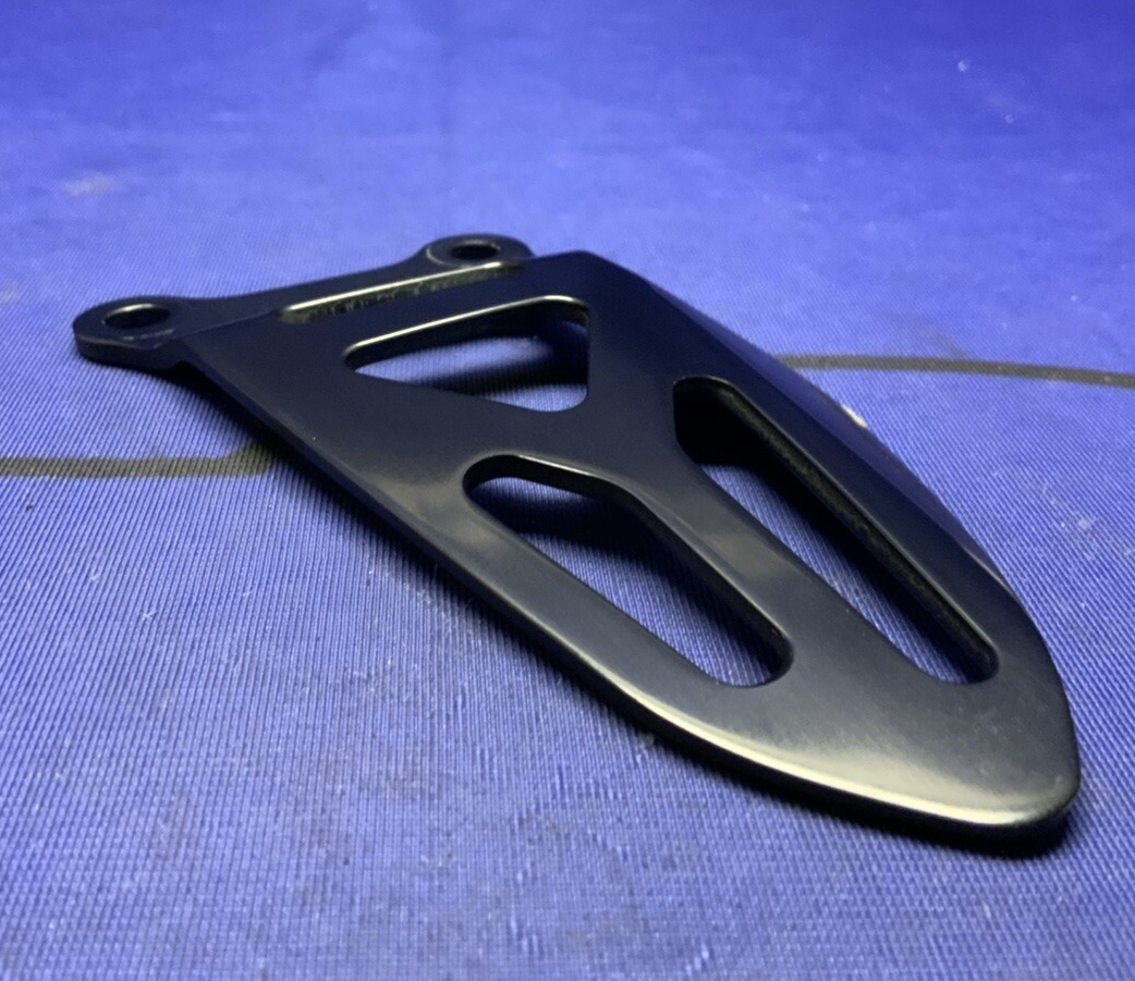 Suzuki Right Heel Guard GSXR 600/750 2011-2025 OEM 43571-47H30