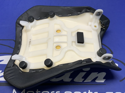 Suzuki Rider Seat GSXR 600/750 2011-2025 OEM 45100-14J11-DW2