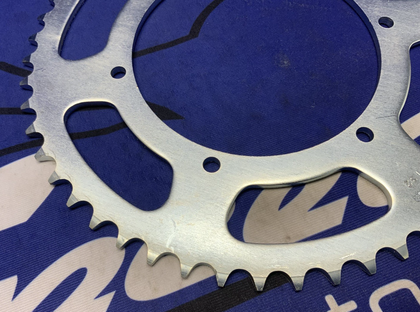 Sunstar Rear Wheel Drive Sprocket Kawasaki KX125/250 1983-1984 K-1132SR