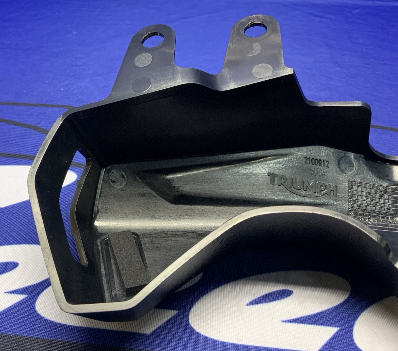 Triumph Cover, Expansion Tank Street Triple RS 2023-2025 OEM T2100912