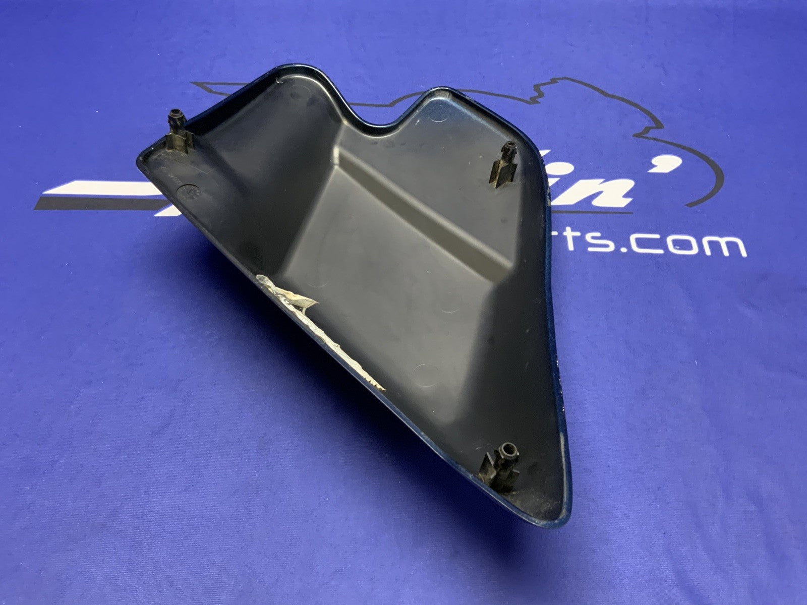 Harley Davidson Right Side Cover FLHTC Electra Glide 1997-2007 OEM 66670-97A