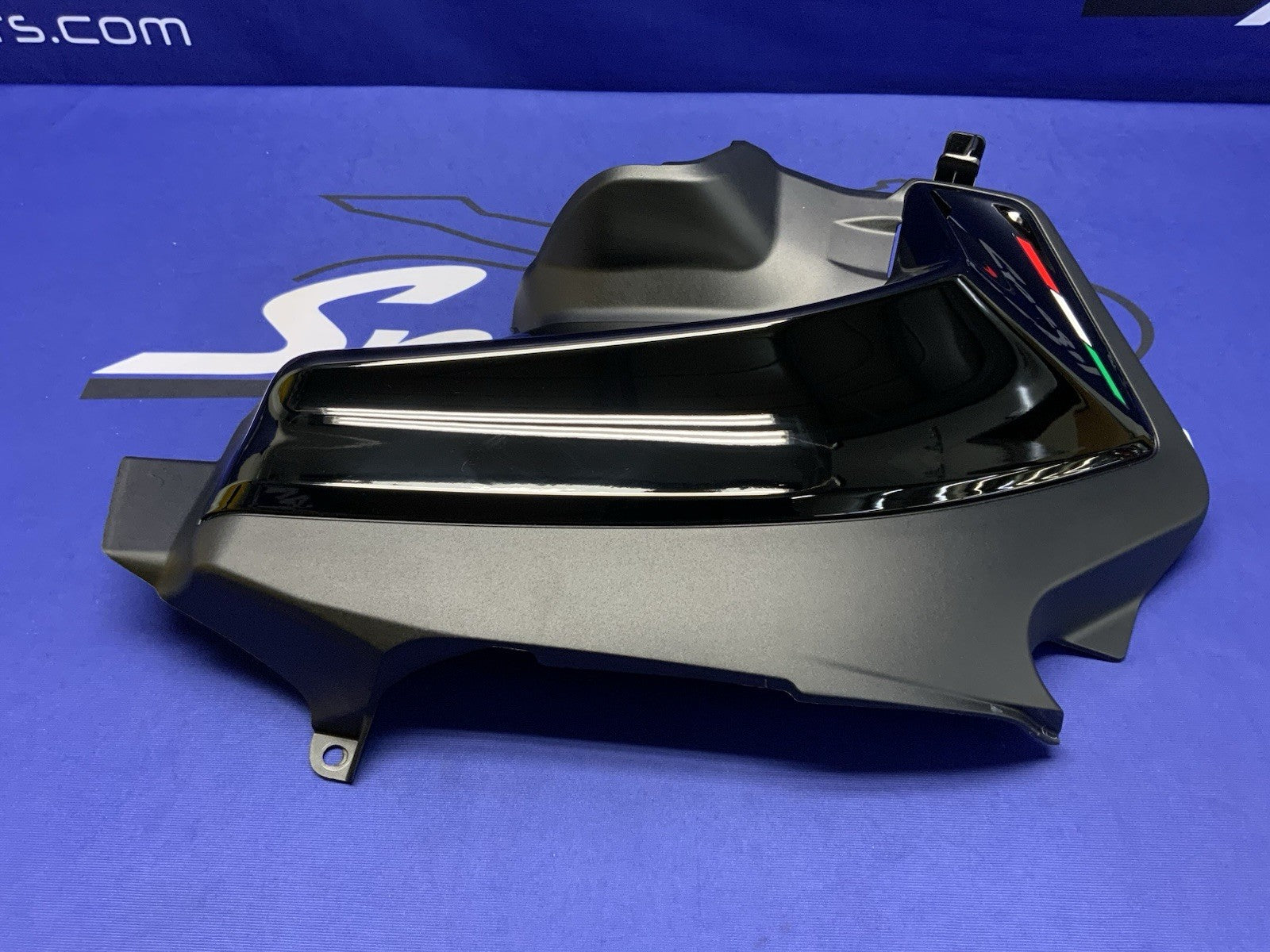 Ducati Right Tank Fairing (Thrilling Black) Panigale V2 20-25 OEM 4801B012AD-2