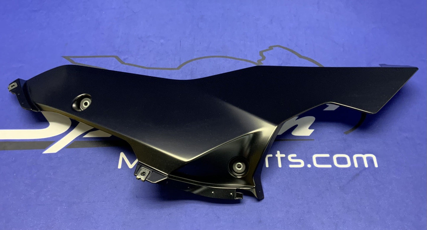 Yamaha Right Lower Fairing (Raven Black) YZF-R6 2017-2026 OEM BN6-28395-00-P1-1