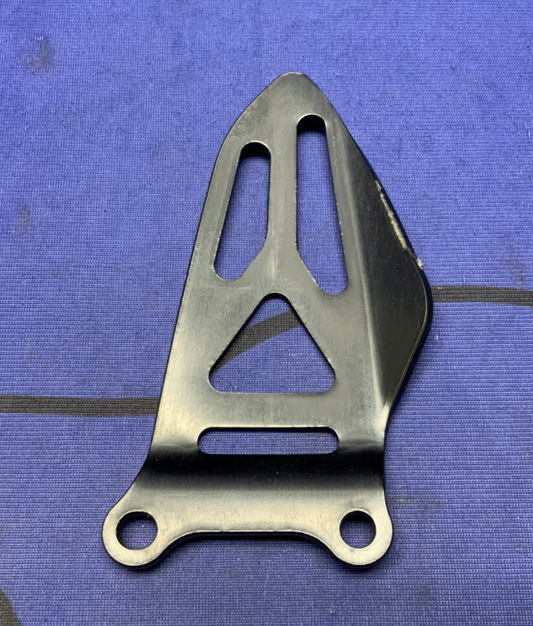 Suzuki Right Heel Guard GSXR 600/750 2011-2025 OEM 43571-47H30