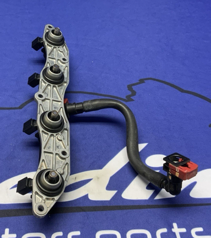 Kawasaki Complete Upper Fuel Rail ZX-6R 2009-2012 OEM 59071-0062-1