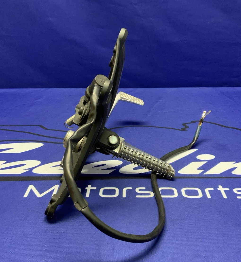 Yamaha Right Front Rear Set W/ Brake Pedal YZF-R1 2009-2013 OEM 14B-27420-00-00